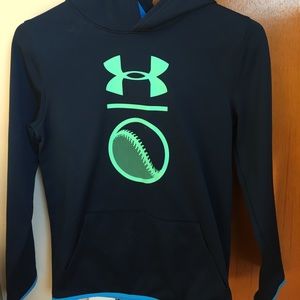 ➡️2/$40!⬅️ EUC! Under Armour youth size hoodie